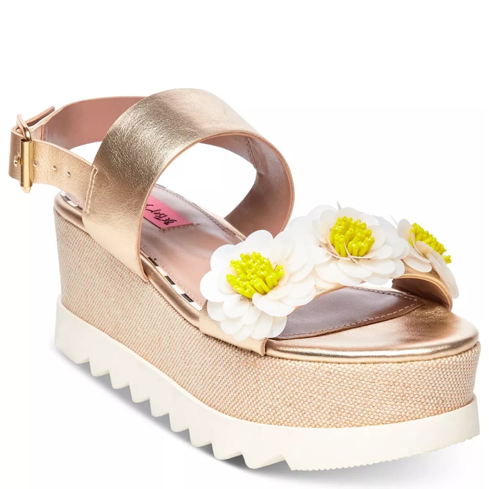 Betsey Johnson Pipper Daisy Platform Sandals
